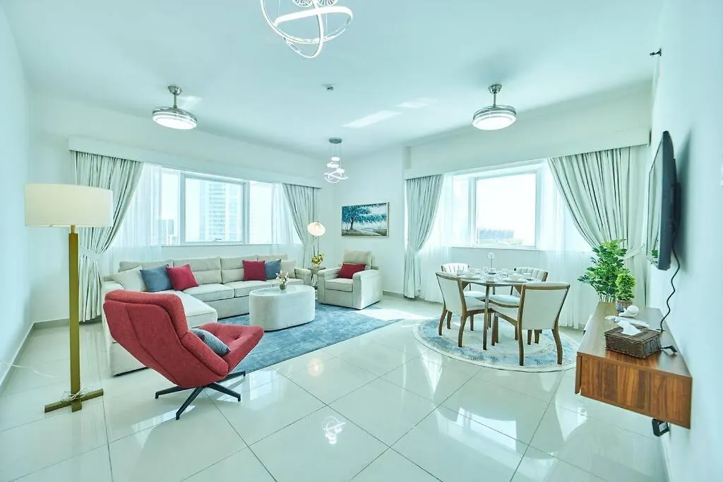 Svizona'S 2Br In Dubai Marina Apartment